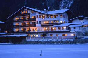 Отель Apparthotel König  Майрхофен
